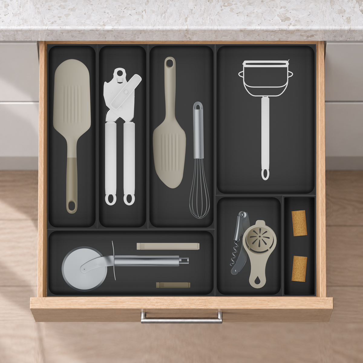 Wide Kitchen Tool Drawer Organiser Set in Charcoal Black, fitted in an oak drawer under neutral white light. Nominal layout 442.5 × 472 mm. Accessories shown are not included.