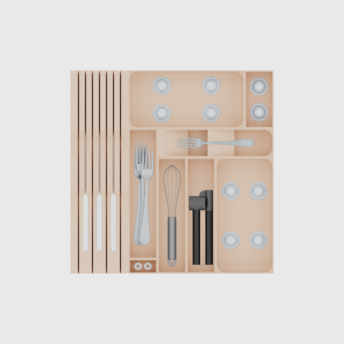 Modulaire lade-organiserset – 413 × 413 mm. Kleur: Legerbeige. Voorbeeldinhoud: keukenmessen en koffiecapsules en een dessertvork en andere kleine voorwerpen. Bovenaanzicht.